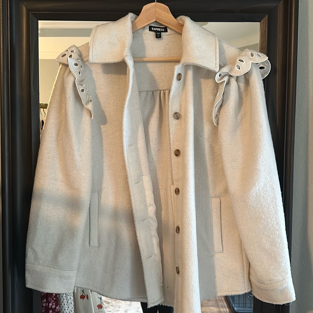 Wool ruffle eyelet sleeve oversized jacket